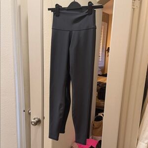 Alo grey High-Waisted Gray Leggings